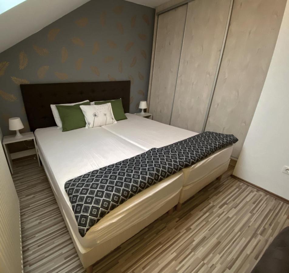 Bobita Apartman Sárvár Exterior foto